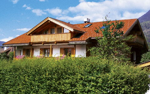 Eberhorn: Sky, Himmel, Plante, Bygning, Plantesamfund, Vindue, Naturlige Landskab, Sommerhus, Hus, Land Lot