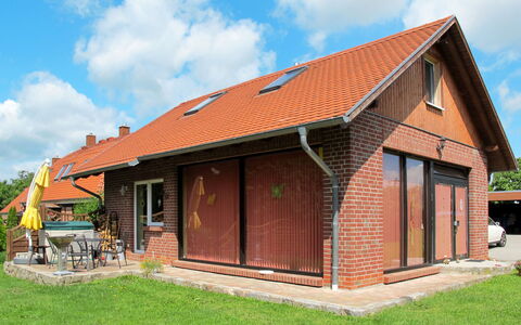 Zum Katzengrund i: Sky, Himmel, Vindue, Bygning, Plante, Træ, Land Lot, Hus, Sommerhus, Boligområde