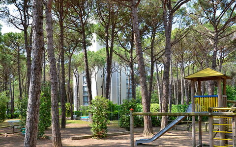 Residence Oasi: Træ, Offentlige Rum, Botanik, Lund, Woodland, Skov, Vedplante, Legeplads, Plante, Parkere