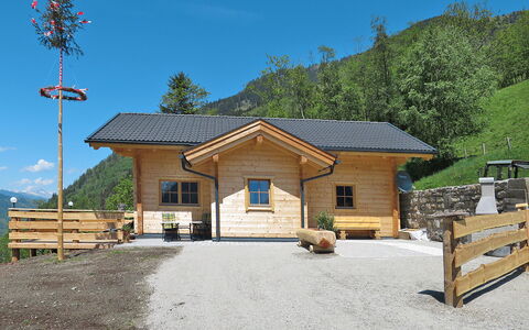 Waltl: Ejendom, Hjem, Hus, Bygning, Sommerhus, Ejendom, Bjælkehytte, Tag, Træ, Arkitektur