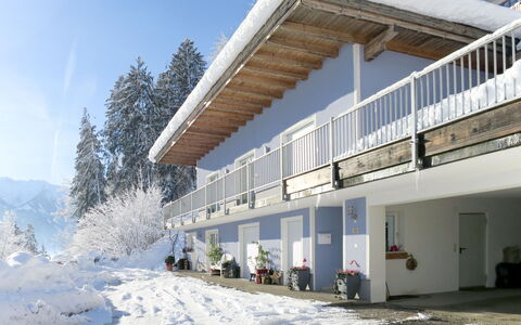 Bair: Sne, Ejendom, Bygning, Vinter, Hus, Arkitektur, Ejendom, Lejlighed, Hjem, Facade