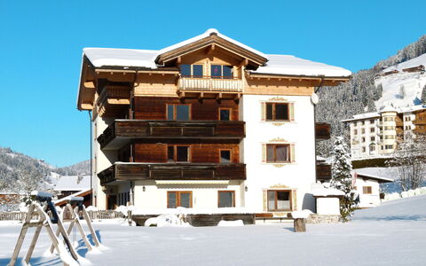 Wildschönau 650: Sne, Vinter, Ejendom, Bygning, Hus, Stad, Arkitektur, Ejendom, Hjem, Lejlighed