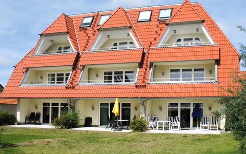 Breege 638: Himmel, Sky, Plante, Bygning, Vindue, Hus, Sommerhus, Træ, Ejendom