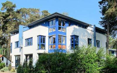 Ostseebad Lubmin 607: Plante, Himmel, Bygning, Vindue, Ejendom, Træ, Hus, Land Lot, Kvarter