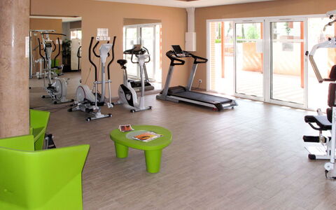Argelès sur Mer 627: Ejendom, Træ, Øvelse Maskine, Indretning, Gulvbelægning, Etage, Fritid, Gym, Hårdttræ