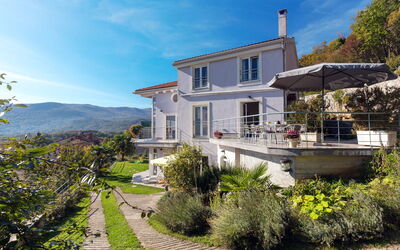 Opatija 605: Ejendom, Hus, Hjem, Himmel, Ejendom, Boligområde, Bygning, Estate, Arkitektur, Landdistrikt