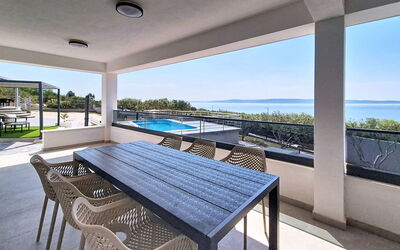 Ria with Heated Pool