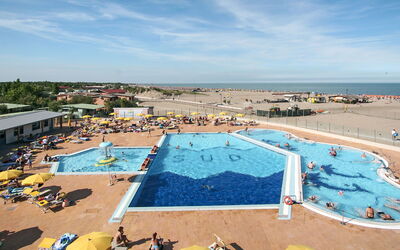 Rosolina Mare 626: Sky, Himmel, Vand, Svømmepøl, Azure, Stol, Krop Af Vand, Badeby