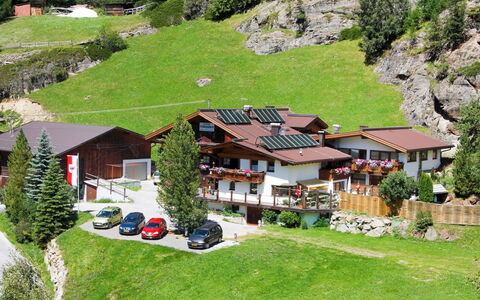 Moosalm: Plante, Bygning, Naturlige Landskab, Grøn, Hus, Træ, Sommerhus, Land Lot, Arkitektur, Highland