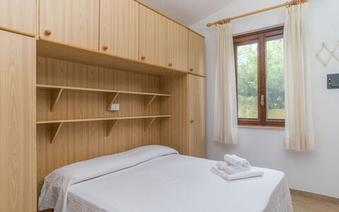 Valle degli Oleandri (Rei185): Ejendom, Møbel, Vindue, Komfort, Cabinetry, Textile, Træ, Arkitektur, Indretning