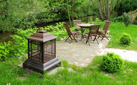 Am Fleet: Naturlige Landskab, Møbel, Træ, Græs, Botanik, Bord, Gård, Backyard, Have, Landskab