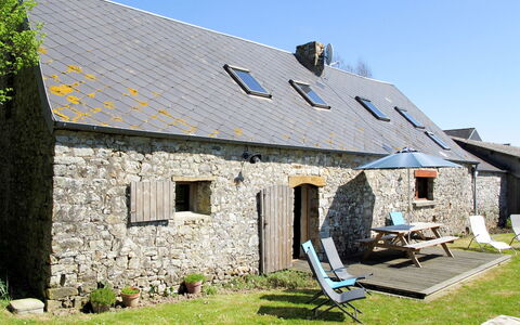 La Bergerie: Ejendom, Hus, Sommerhus, Bygning, Hjem, Stuehus, Tag, Ejendom, Landdistrikt, Gård