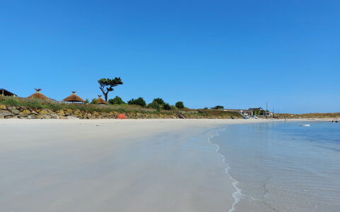 Le Petit Bonheur: Blå, Vand, Krop Af Vand, Strand, Kyst, Sommer, Coastal Og Oceaniske Landskabsformer, Kyst, Horisont