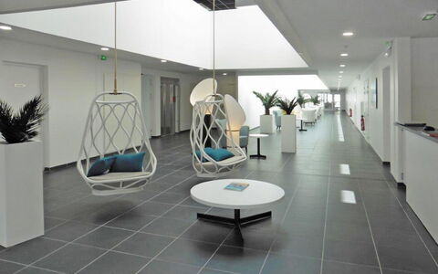 Cap D'Agde 615: Flise, Indretning, Etage, Loft, Værelse, Ejendom, Lobby, Bygning, Arkitektur, Gulvbelægning