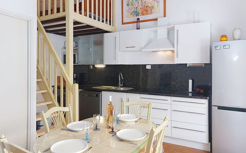 Le Clos D'Azur 1: Indretning, Møbel, Gulvbelægning, Etage, Træ, Værelse, Køkken, Loft, Større Bandage, Belysning