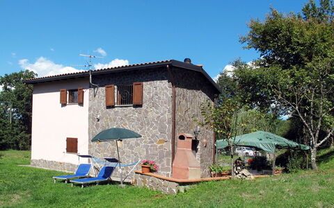 Grande Quercia: Ejendom, Hus, Bygning, Landdistrikt, Sommerhus, Land Lot, Ejendom, Stuehus, Hjem, Arkitektur