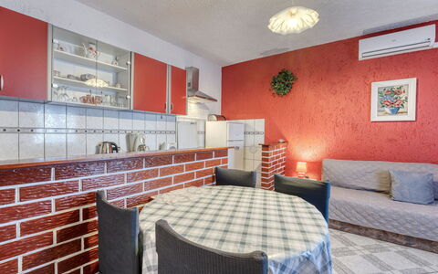 Senj 631: Gulvbelægning, Indretning, Møbel, Etage, Loft, Værelse, Køkken, Lejlighed, Countertop, Køkken & Spisebord