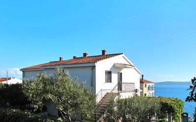 Trogir 668: Hus, Ejendom, Hjem, Bygning, Ejendom, Himmel, Sommerhus, Tag, Villa, Arkitektur