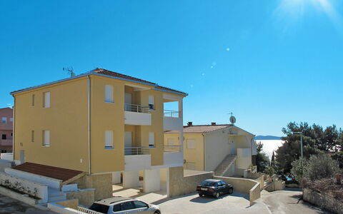 Trogir 669: Boligområde, Ejendom, Himmel, Hus, Kvarter, Arkitektur, Bygning, Stad, Ejendom, Hjem