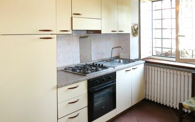 Bricco dei Ciliegi 603.2: Værelse, Ejendom, Køkken, Møbel, Cabinetry, Countertop, Større Bandage, Komfur, Indretning, Bygning