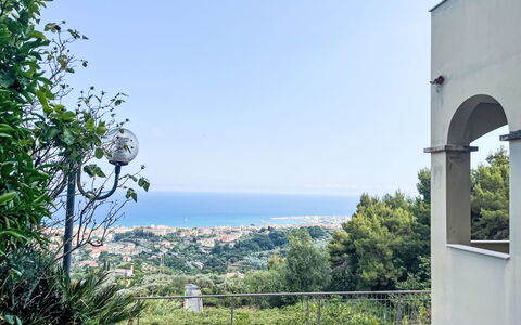 Pietra Ligure 612: Hav, Ocean, Altan