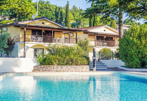 Manerba 644: Svømmepøl, Udvej, Skygge, Estate, Eco Hotel, Ferieby, Villa, Hacienda, Hotel, Tropics