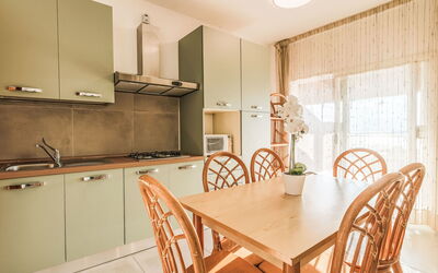 Le Villette 644.3: Indretning, Køkken, Gulvbelægning, Countertop, Træ, Loft, Møbel, Etage, Køkken Apparat, Belysning