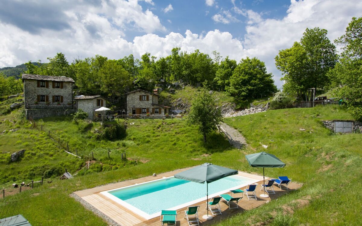 Fabbriche di Vallico 627