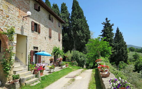 Castelfranco di Sopra 605: Ejendom, Hus, Bygning, Sommerhus, Stad, Landsby, Landdistrikt, Bjerglandsby, Kvarter, Ejendom