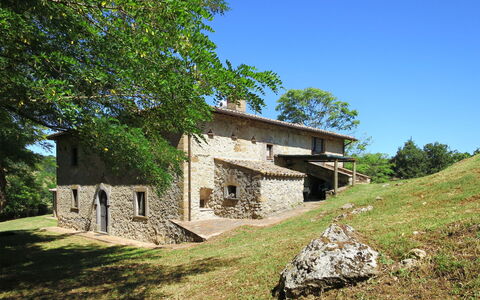 Lago di Bolsena 668: Ejendom, Hus, Naturlige Landskab, Landdistrikt, Bygning, Arkitektur, Træ, Sommerhus, Stuehus, Ejendom