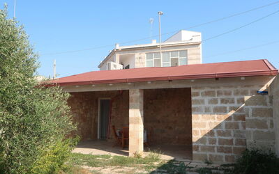 Santa Maria Di Leuca 602: Ejendom, Bygning, Hus, Tag, Ejendom, Hjem, Facade, Boligområde
