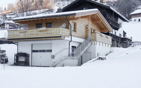 Wildschönau 688: Sne, Vinter, Hus, Ejendom, Hjem, Bygning, Arkitektur, Ejendom, Tag, Hill Station