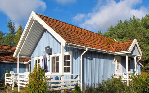 Userin 609: Hus, Hjem, Ejendom, Sommerhus, Tag, Bygning, Ejendom, Sidespor, Stuehus, Boligområde