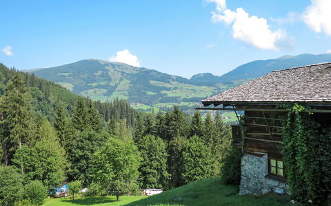 Alte Sahnealm: Bjergrige Landskabsformer, Bjerg, Highland, Natur, Naturlige Landskab, Bjergkæde, Hill Station, Ødemark, Grøn, Himmel