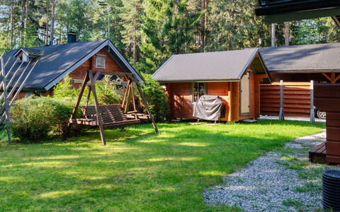 Purnukka: Møbel, Stol, Udendørs Møbler, Bord, Træ, Udendørs Bord, Køkken & Spisebord, Skygge, Have, Paraply
