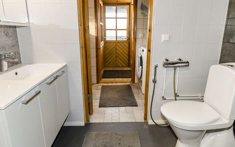 Savilahti: Møbel, Stol, Udendørs Møbler, Bord, Træ, Udendørs Bord, Køkken & Spisebord, Skygge, Have, Paraply
