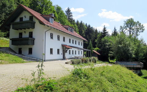 Kreuzbuche: Ejendom, Hus, Bygning, Hjem, Estate, Ejendom, Landdistrikt, Sommerhus, Arkitektur, Hill Station