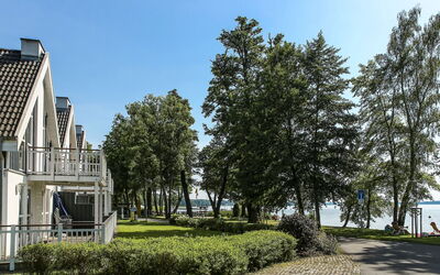 Bad Saarow 603: Ejendom, Træ, Hus, Arkitektur, Daytime, Bygning, Estate, Boligområde, Hjem, Ejendom