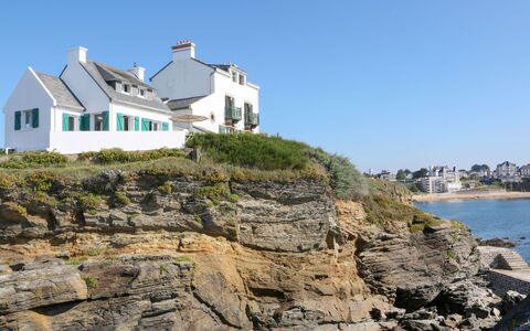 Les Roches: Ejendom, Promontory, Klint, Kyst, Hav, Rots, Kyst, Coastal Og Oceaniske Landskabsformer, Hus, Klippe