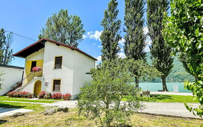 Casa del Pergulin (Lmz325)