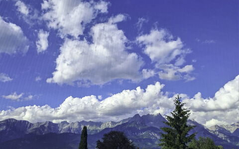 Saalfelden am Steinernen Meer 613: Himmel, Blå, Sky, Bjergrige Landskabsformer, Daytime, Natur, Bjerg, Cumulus, Bakke, Landskab