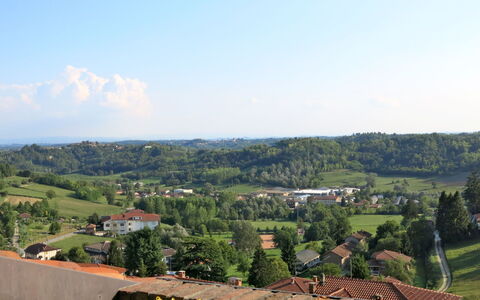 Il Ghiro: Ejendom, Hill Station, Tag, Himmel, Bakke, Landdistrikt, Træ, Landsby, Boligområde, Sommer