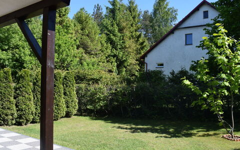 Kopalino 13: Plante, Ejendom, Himmel, Grøn, Bygning, Træ, Skygge, Land Lot, Arkitektur, Hus