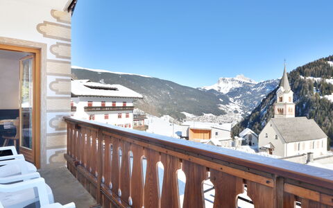 Kostner: Bjergkæde, Kam, Alps, Dal, Altan, Massif, Bjerglandsby, Glacial Landskabsform, Topmøde