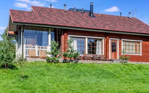 Villa Hymy: Møbel, Stol, Udendørs Møbler, Bord, Træ, Udendørs Bord, Køkken & Spisebord, Skygge, Have, Paraply