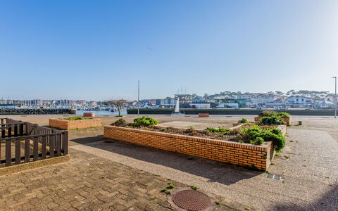Capbreton 900: Himmel, Plante, Vand, Gadebelysning, Azure, Coastal Og Oceaniske Landskabsformer, Træ, Urban Design, Horisont, Landskab