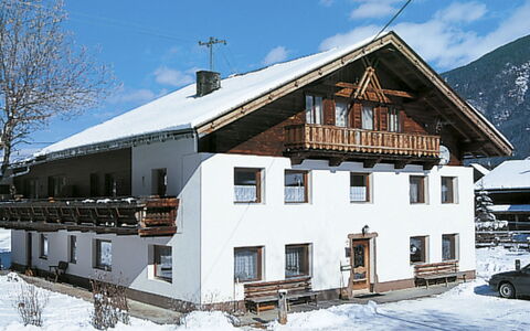 Alpenglühen: Himmel, Sky, Sne, Vindue, Bygning, Hældning, Hus, Træ, Hjul