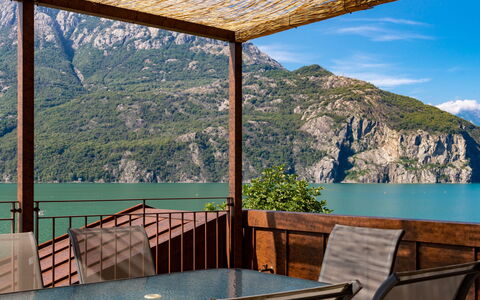 Brezza di Lago: Vand, Himmel, Daytime, Ejendom, Bjerg, Sky, Natur, Skygge, Azure, Blå