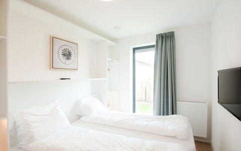 Oesterdam Resort: Møbel, Bygning, Produkt, Komfort, Træ, Skygge, Indretning, Lampe, Etage