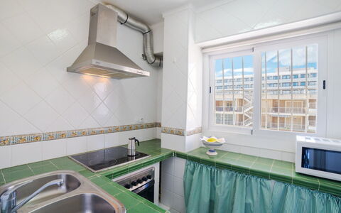 Los Girasoles: Værelse, Ejendom, Countertop, Indretning, Møbel, Køkken, Bygning, Ejendom, Hus, Badeværelse